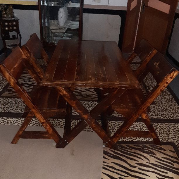 میز و صندلی نهار خوری چوبی